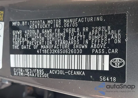 2005 Toyota Camry Le z USA, uszkodzony, nr VIN 4T1BE32K65U626030